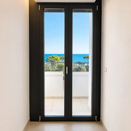 Apartment Altamarea Sea View