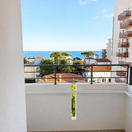 Altamarea Sea View Apartment